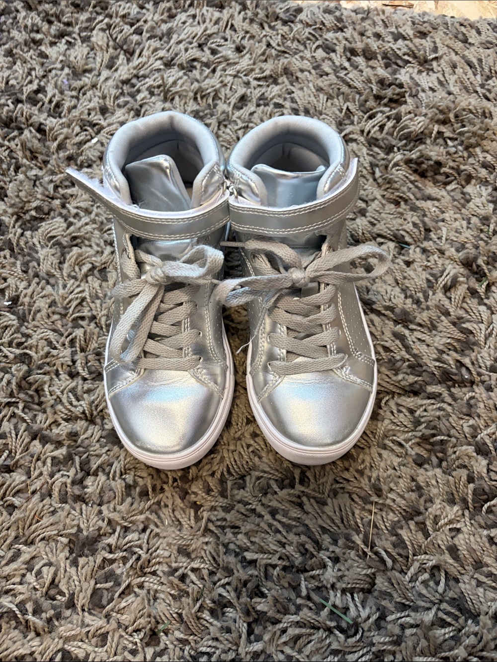 Kids Metallic Silver High-Top Sneakers - Stylish Comfort
